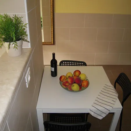 Stoppato Apartment *